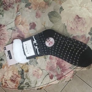 Nollia plush slipper socks one size non stud sole